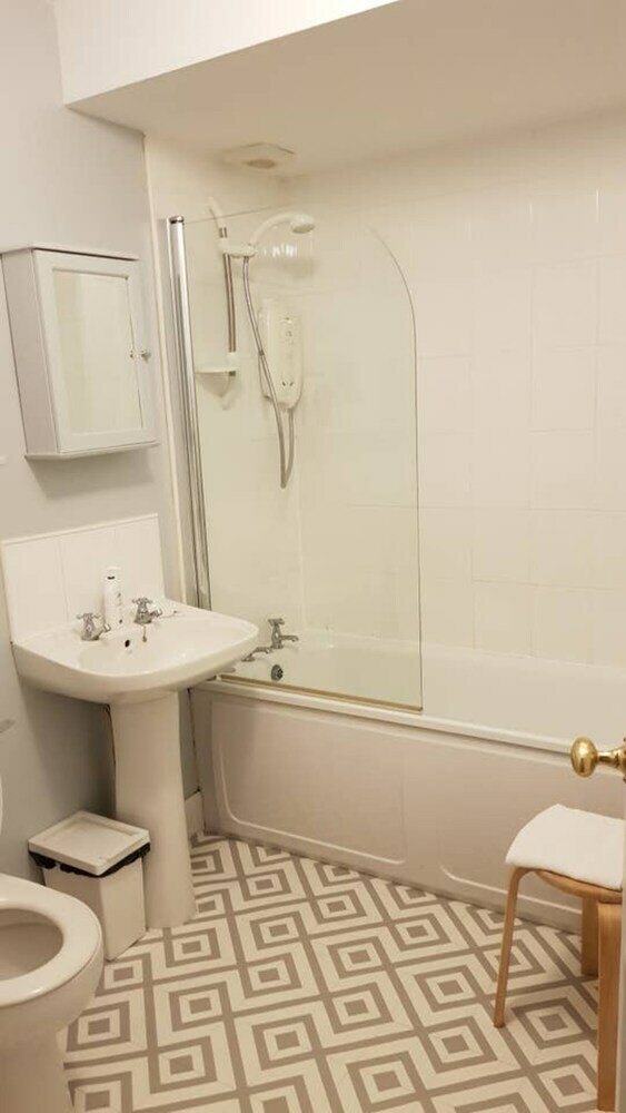 Apartamento Central Characterful 3 Bedroom Flat Next To Leafy Meadows