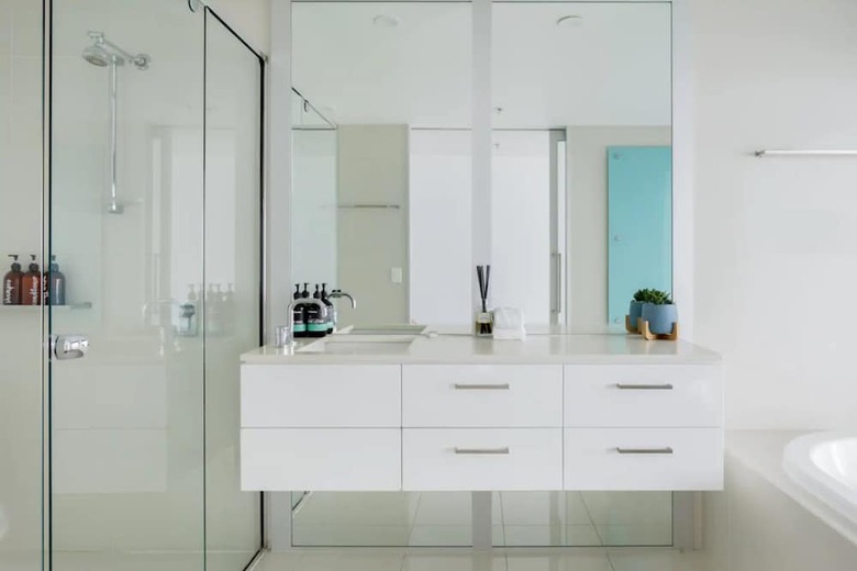 3 Bedroom Apartment With Breathtaking Views In Iconic Q1