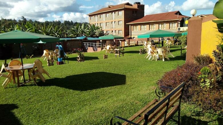 Palmdew Highland Hotel