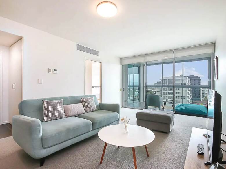 Modern Apartment Close To Brisbane Cbd
