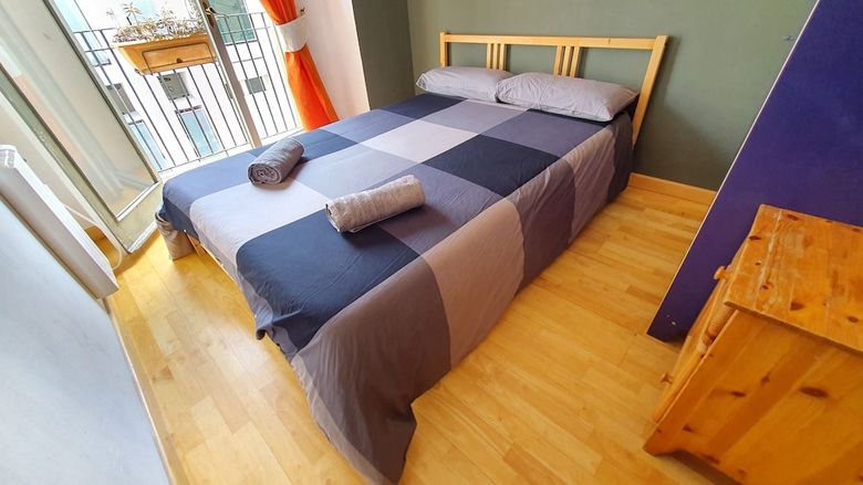 Apartamentos Duplex Penthouse 6 Pax Las Ramblas (Barcelona)