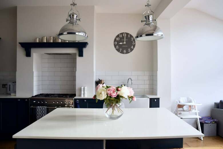 Spacious 2 Bedroom Family Home In Earlsfield