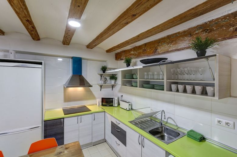 Apartamentos 9 Pax Las Ramblas, Montserrat (Barcelona)