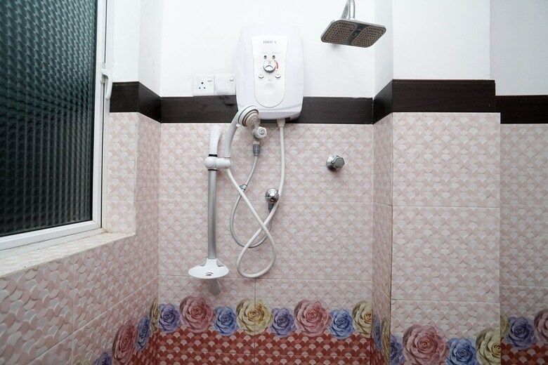 Hotel Oyo 489 Shirantha Rest