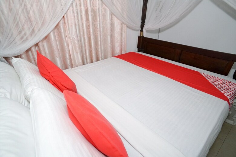 Hotel Oyo 489 Shirantha Rest