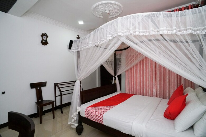 Hotel Oyo 489 Shirantha Rest
