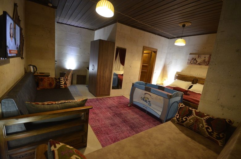 Sef Cave Hotel