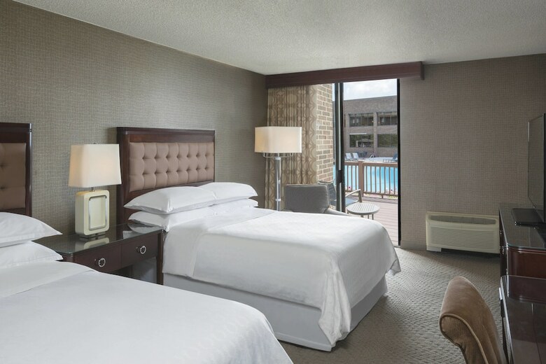 Sheraton Harrisburg Hershey Hotel