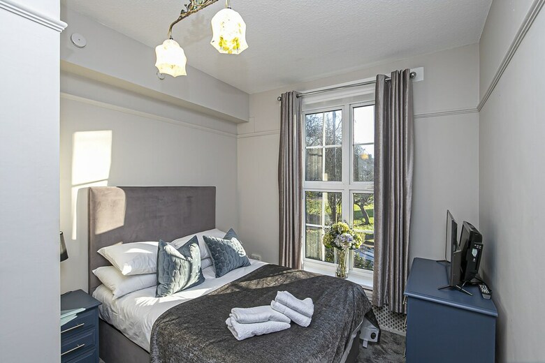 Pages Hotel & Guesthouse