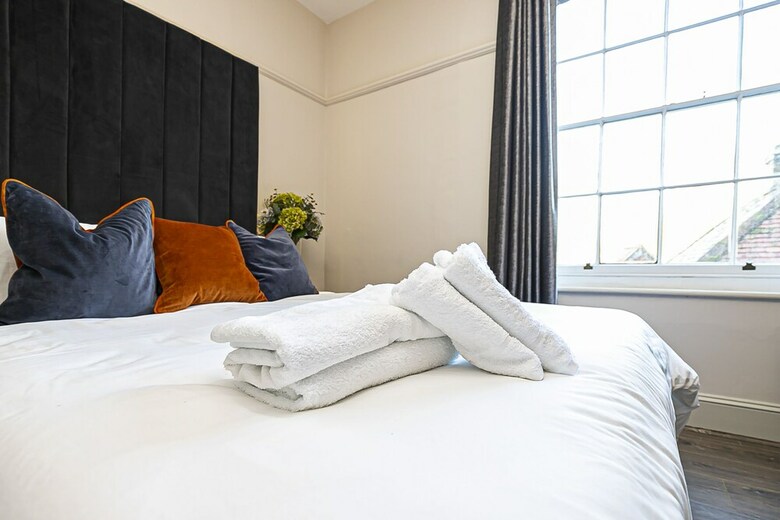 Pages Hotel & Guesthouse