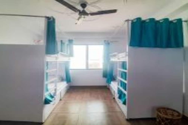 Hostal Orchid Hotel
