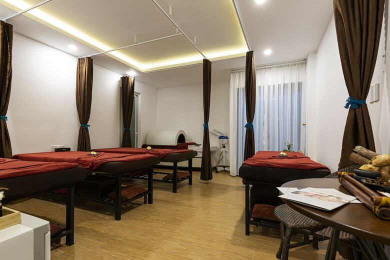 Aparthotel Lyn's Hotel & Apartment