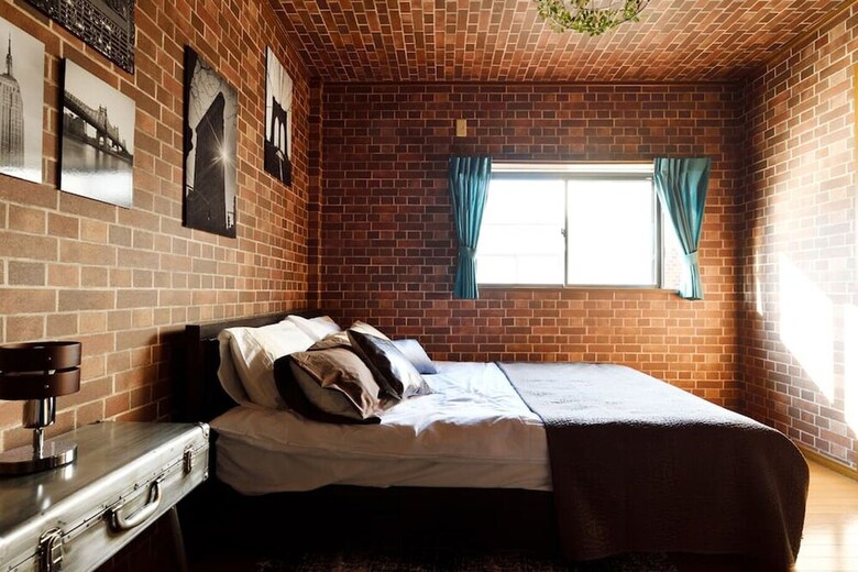 Private House St8
