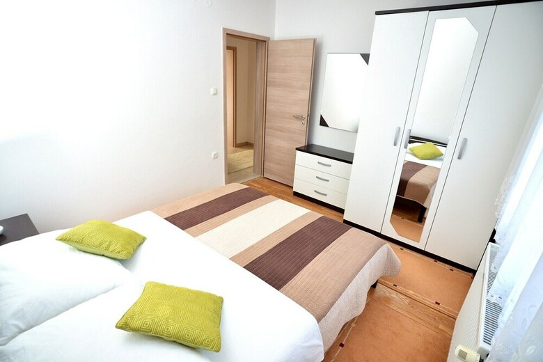 Apartment Isic