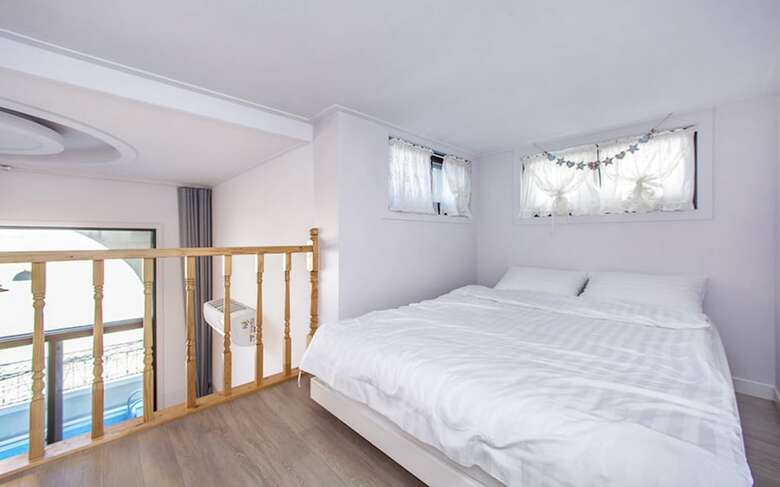 Attirance Pool Villa Pension