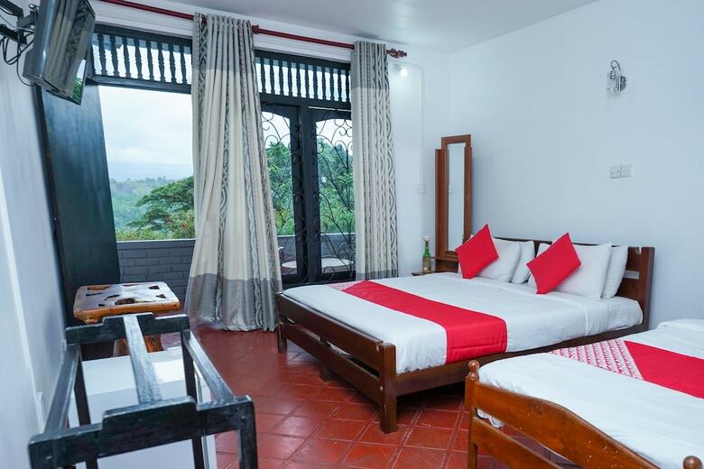 Hotel Oyo 452 Gem In Blue