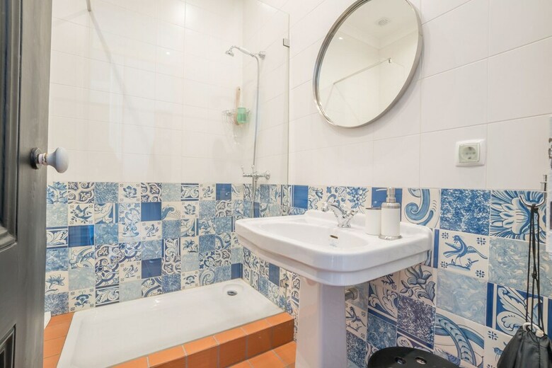 An Ecletic Apartment In Lisbon