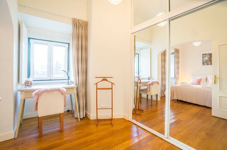 Panoramic Tagus River Terrace Apartment In Alfama