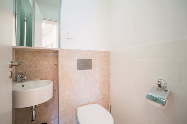 Spacious And Bright Apartment In Cais Sodre