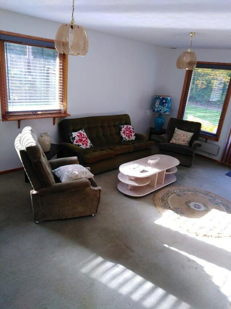 Bed & Breakfast Cottage Style Living