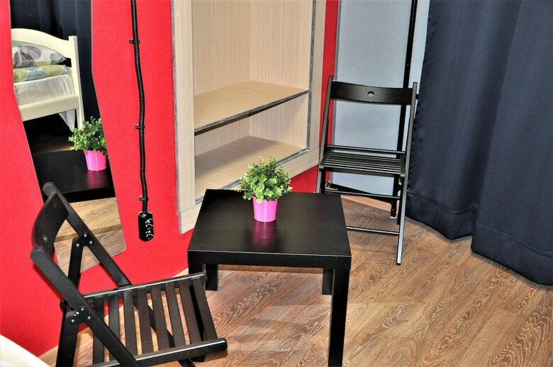 Hostal Good Night Rooms & Hostel