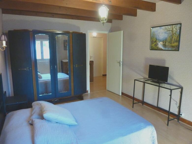 House With 4 Bedrooms In Luz-saint-sauveur, With Wonderful Mountain View, Enclosed Garden And Wifi