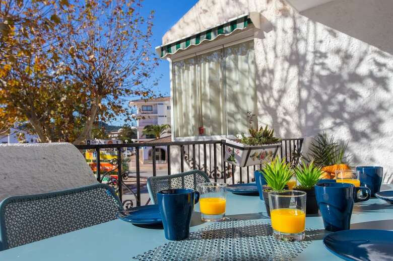 Townhouse With Roof Terrace 300m Arenal