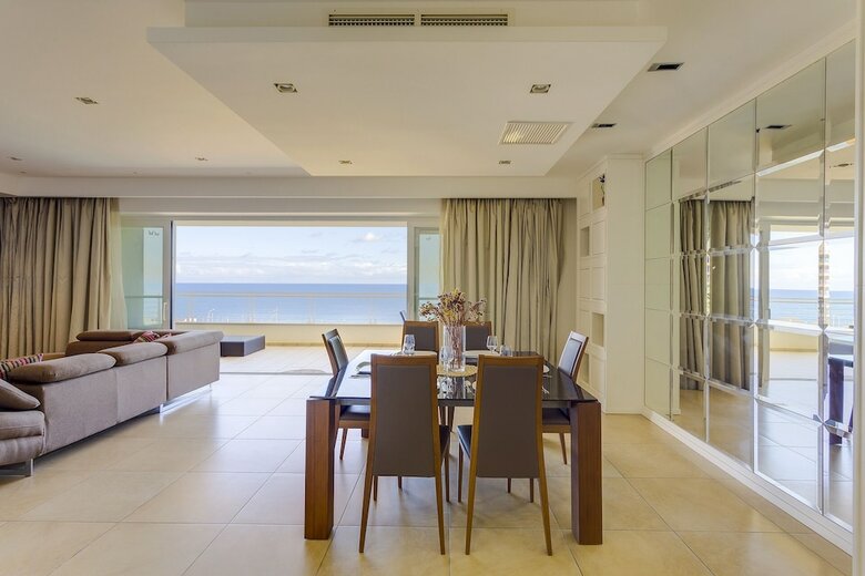 Apartamentos Luxury Seafront Oasis In Central Sliema W/ Pool