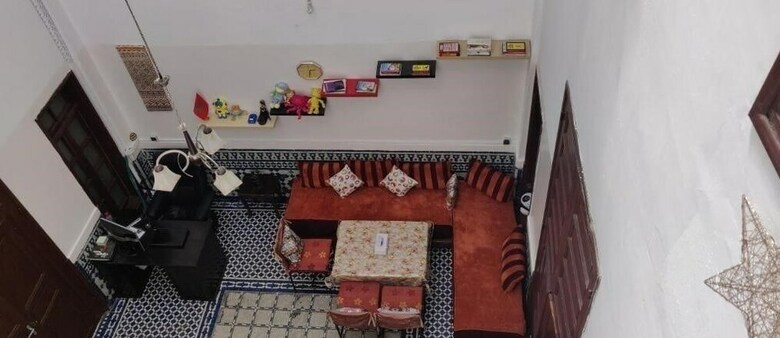 Hostal Sendis Hostel