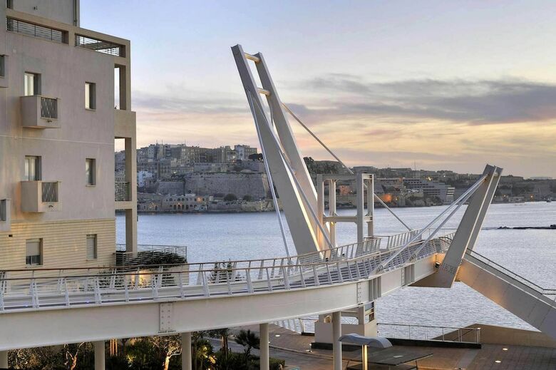 Apartamento Modern-luxury In Tigne Point W/ Pool, Best Location