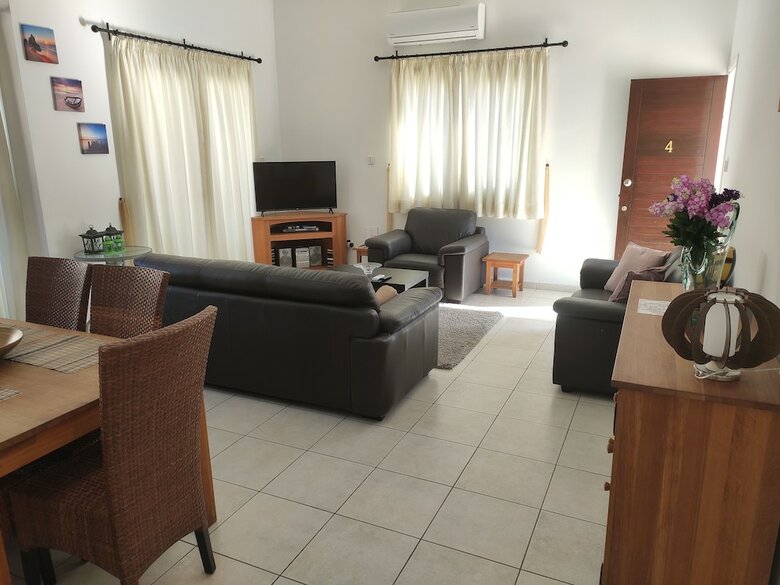 Town Center Holiday Villa