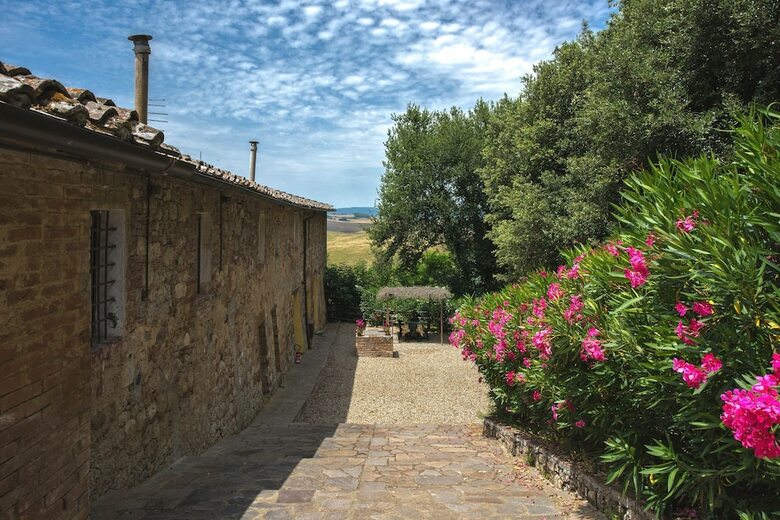 Agroturismo Villa E Fattoria Di Radi