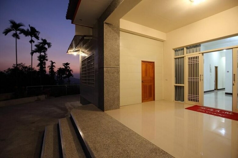 Bed & Breakfast Dong Ding Homestay