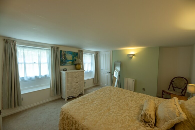 Hostal Central Quiet And Cosy St Helier Flat