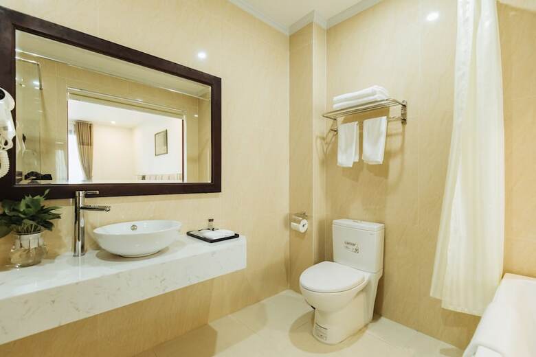 Paragon Noi Bai Hotel And Pool