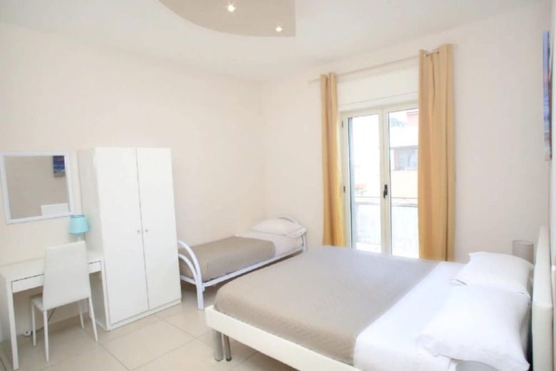 House With 2 Bedrooms In Casola Di Napoli