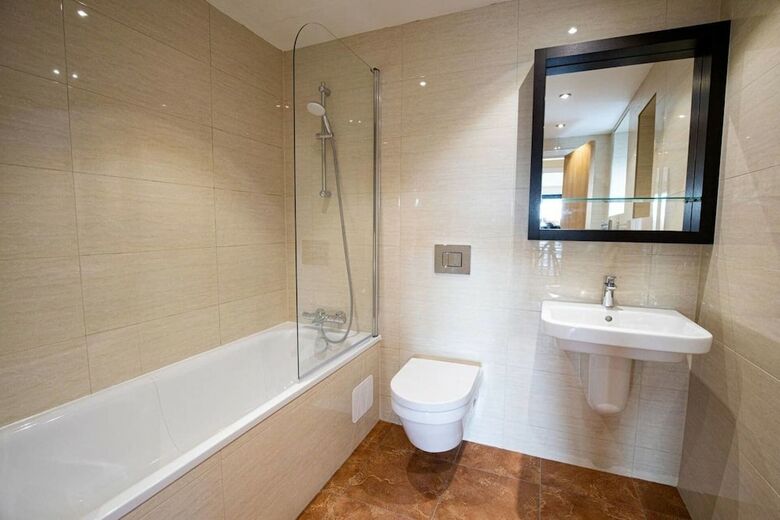3 Bed City Centre Apartment