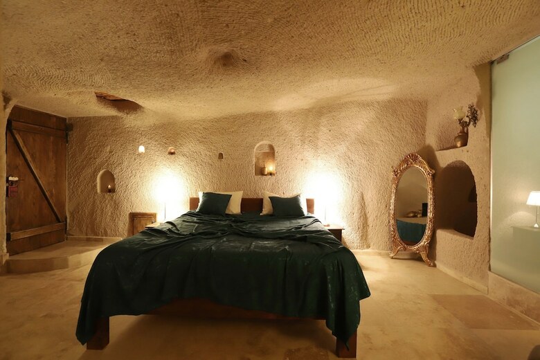 Tabal Cave Hotel