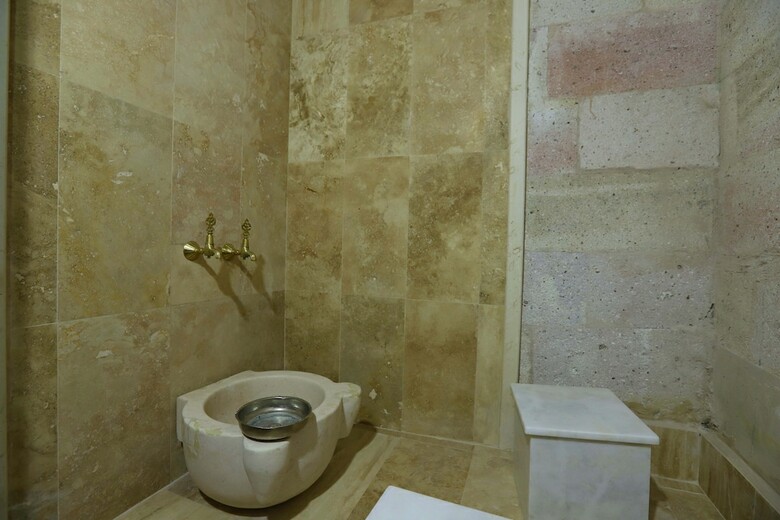 Tabal Cave Hotel