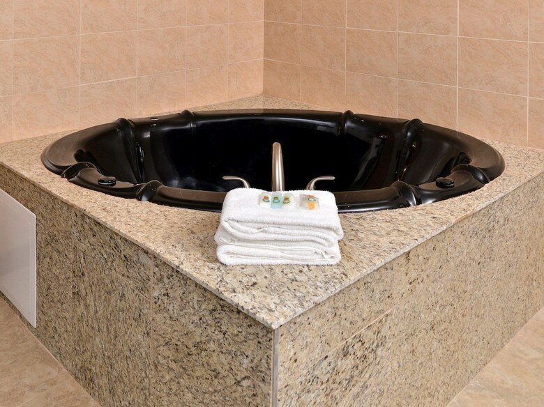 Hotel Quality Inn & Suites