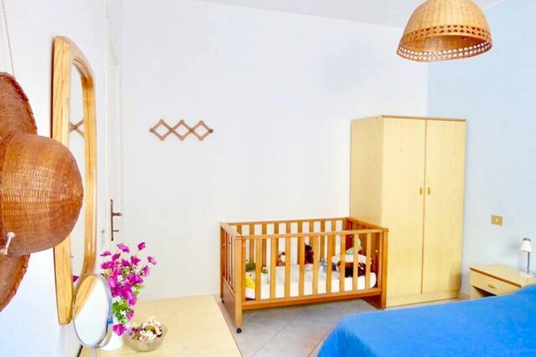 Apartment With 3 Bedrooms In Cala Gonone