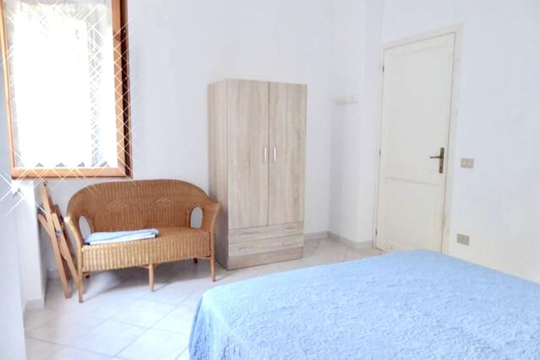 Apartment With 3 Bedrooms In Cala Gonone