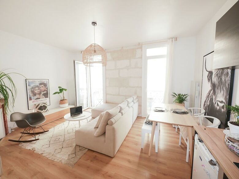 Apartamento T2 Boh�me Et Cosy