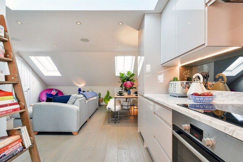 Stylish Family Home Close To Ealing Common