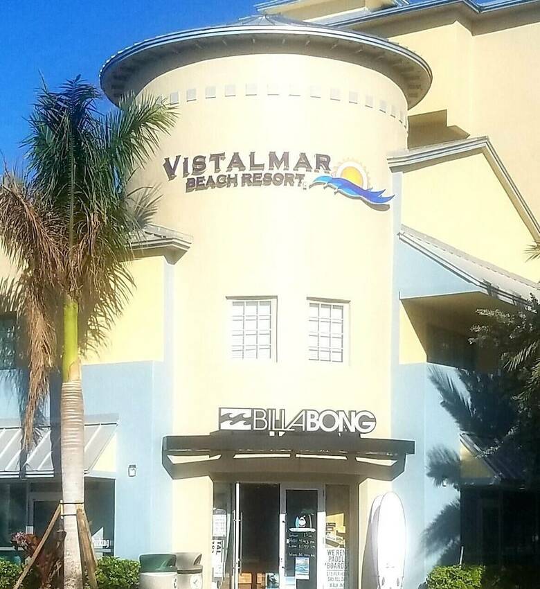 Vistalmar Queen Deluxe - One Bedroom Apartment