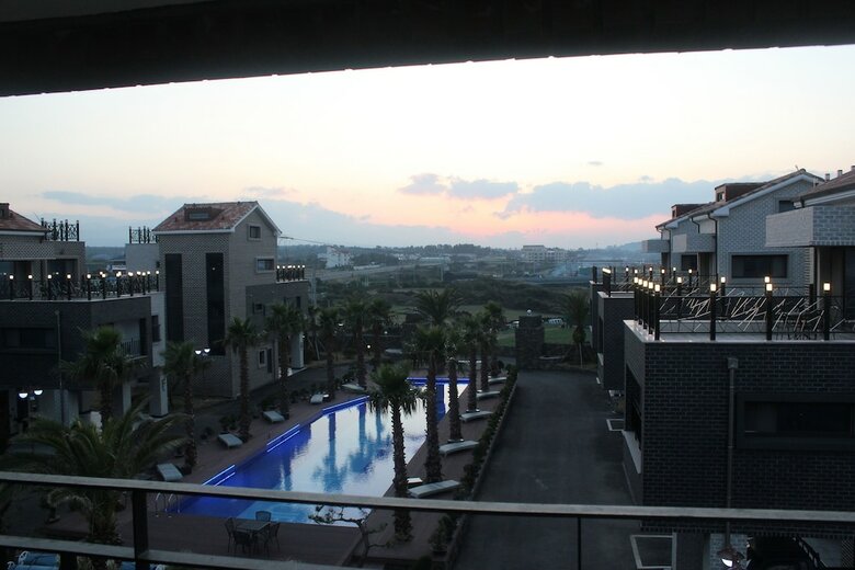Pension Samwoo Yacht Village