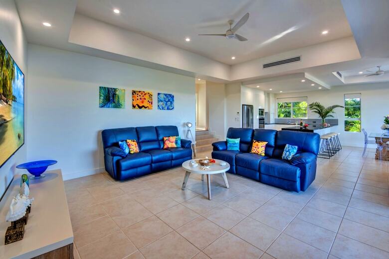 New La Bella Waters 1 Wide Ocean Views