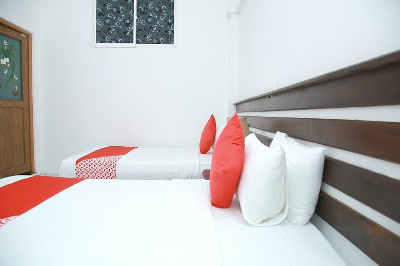 Hotel Oyo 468 White House Holiday Resort