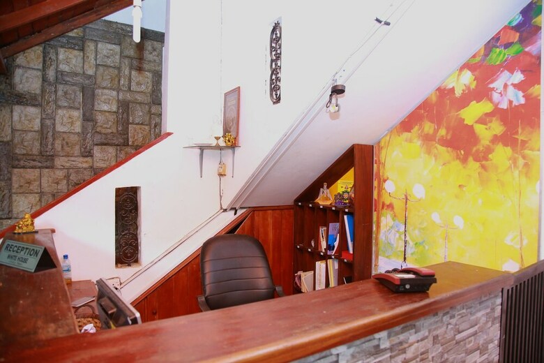 Hotel Oyo 468 White House Holiday Resort