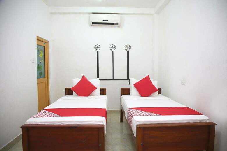 Hotel Oyo 468 White House Holiday Resort